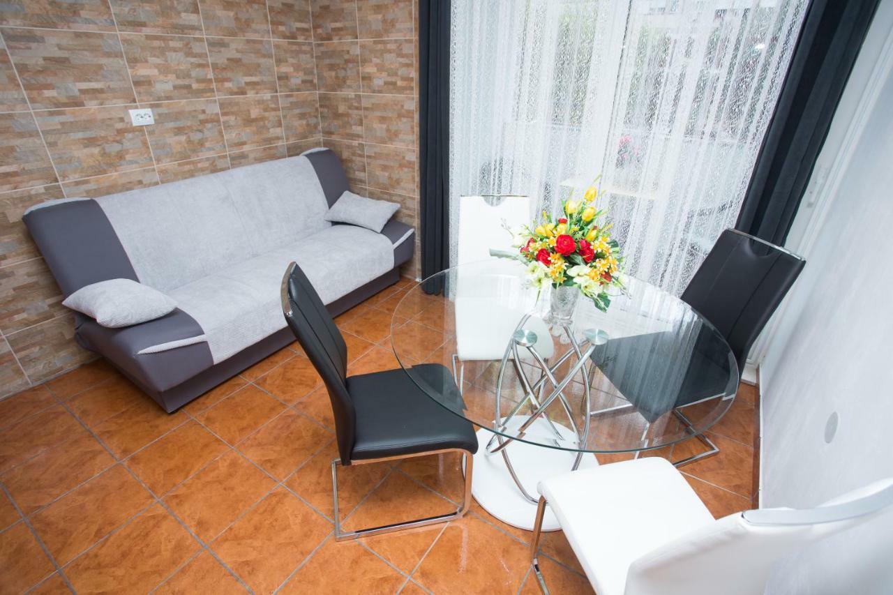 Apartmani Maras Split Buitenkant foto